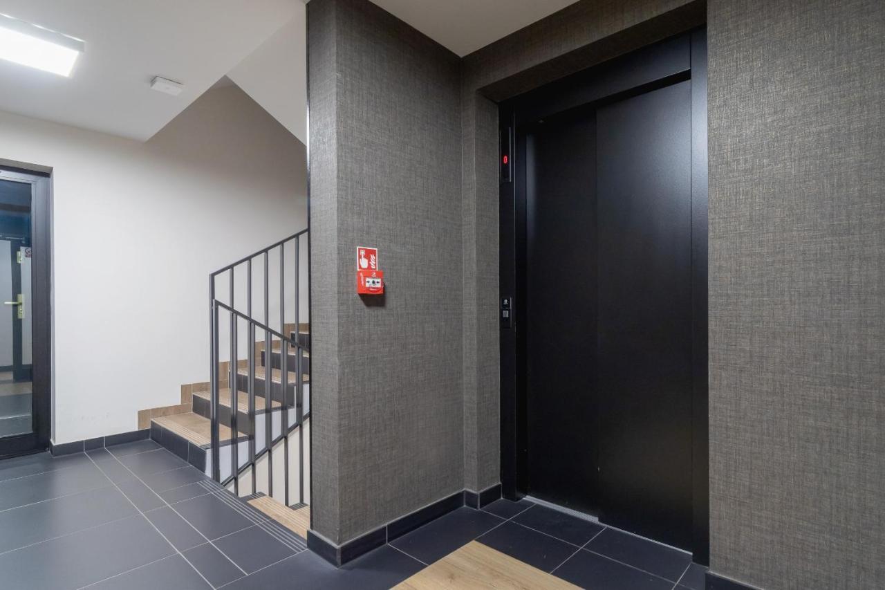 Ny Wroclawska 33 By Renters Apartment Krakow